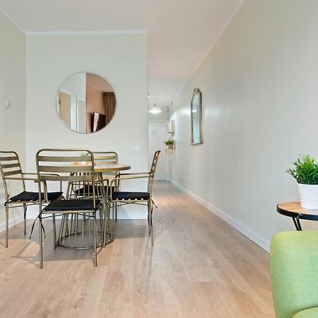 Tendency Apartments Forum 4 산트 아드리아 데 베소스 외부 사진