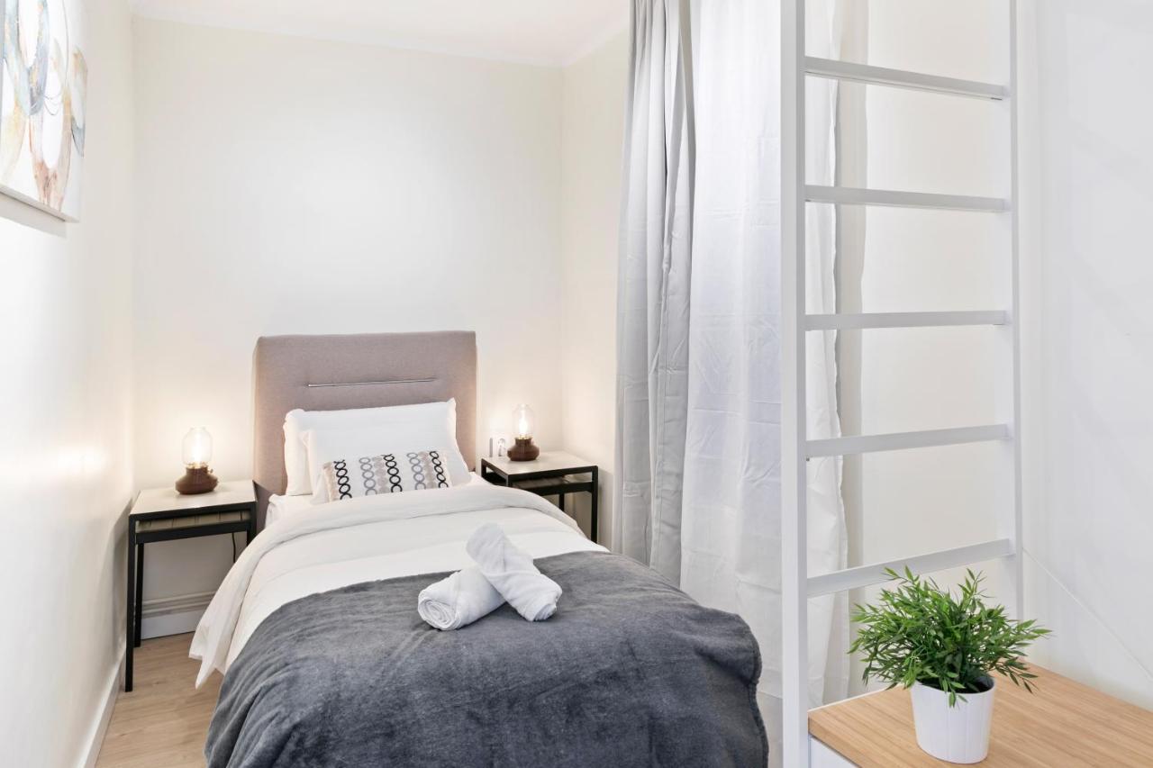 Tendency Apartments Forum 4 산트 아드리아 데 베소스 외부 사진