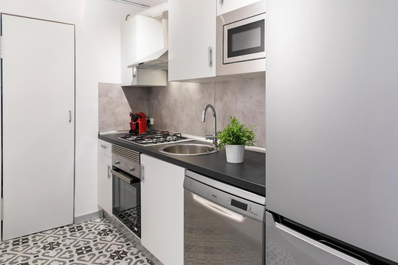 Tendency Apartments Forum 4 산트 아드리아 데 베소스 외부 사진